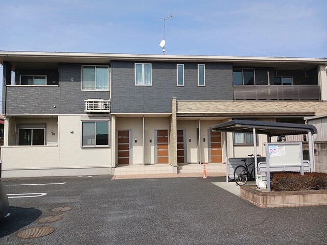 建物外観　落ち着いた雰囲気の外観です