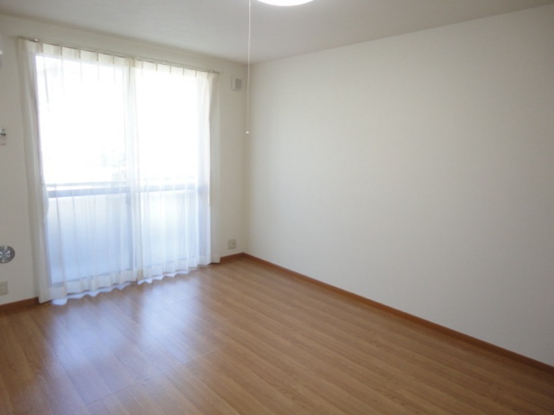 居室・リビング　図面と現状に相違がある場合には現状を優先