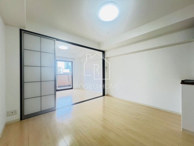居室・リビング　同マンション別部屋：参考写真
