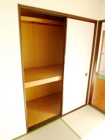 その他設備　★それぞれの部屋にしっかり収納あります★