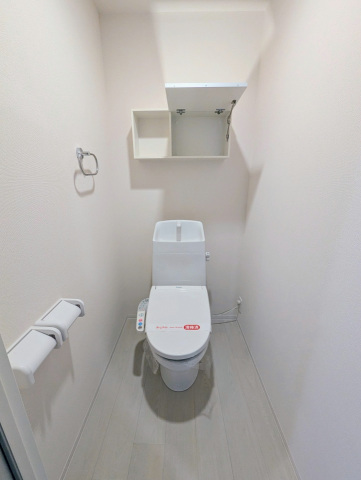 トイレ　温水洗浄暖房便座付き