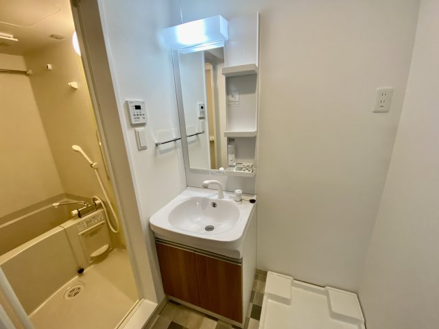 洗面設備　タイプ別室内写真（参考写真）