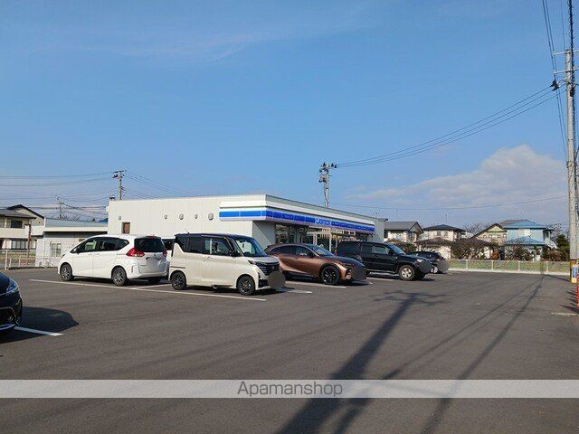 コンビニ　ローソン（コンビニ）まで149m