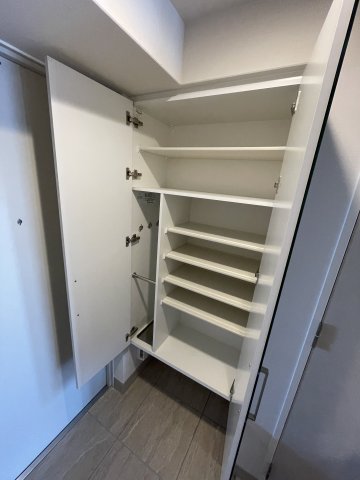 収納　アーバネックス新町　シューズボックス