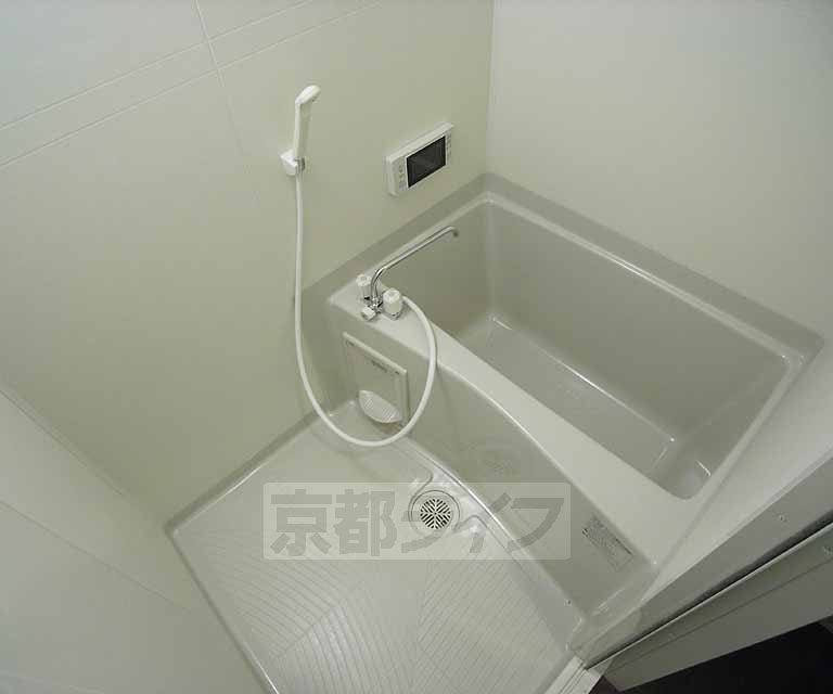 バス・シャワールーム　きれいなお風呂です。