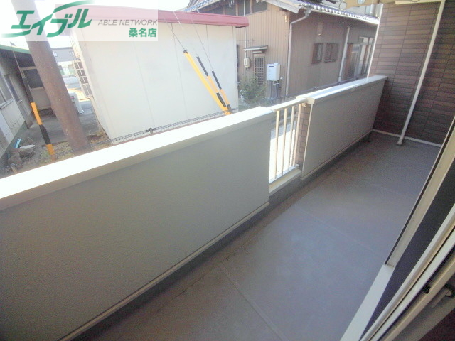 バルコニー　同物件別室写真