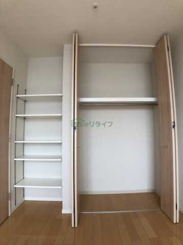 収納　レジディアタワー上池袋