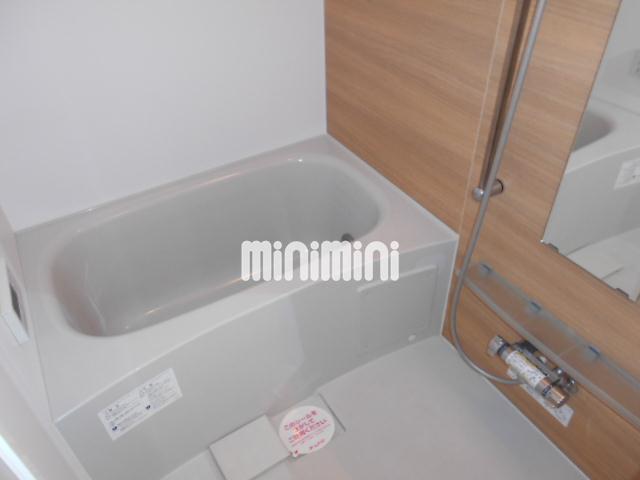 バス・シャワールーム　広いお風呂