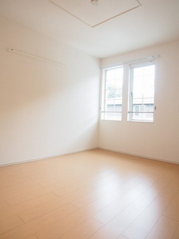 居室・リビング　居間です