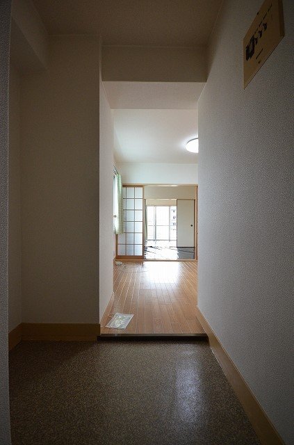 玄関　※同建物・別号室の写真です