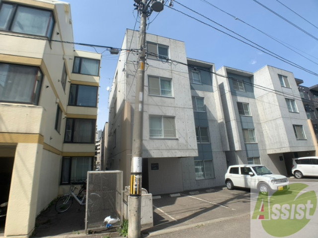 建物外観　札幌市北区北２８条西「ラピスラズリＮ２８」