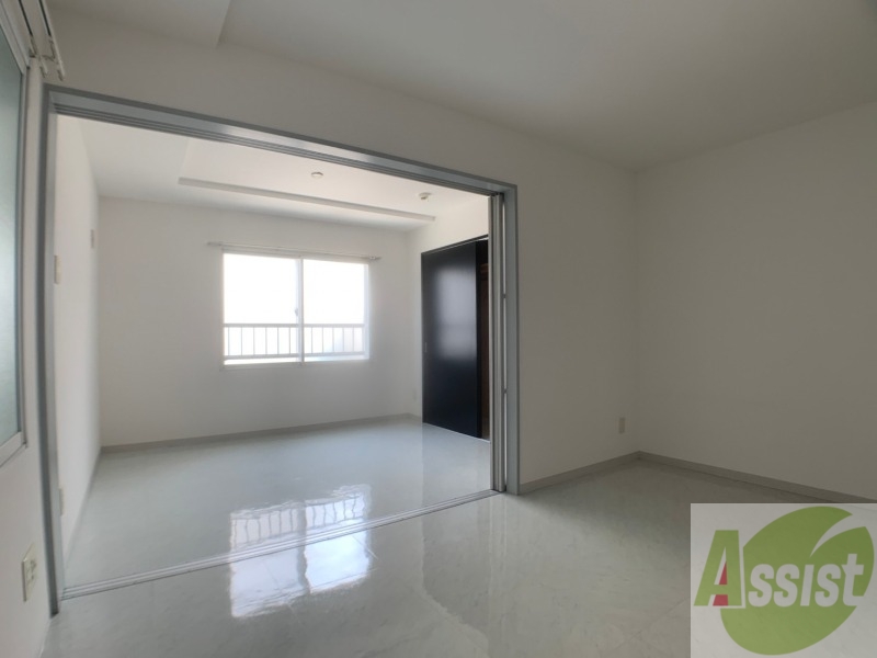 居室・リビング　広くてキレイなお部屋が広がっていて、充実した生活が送れそう。