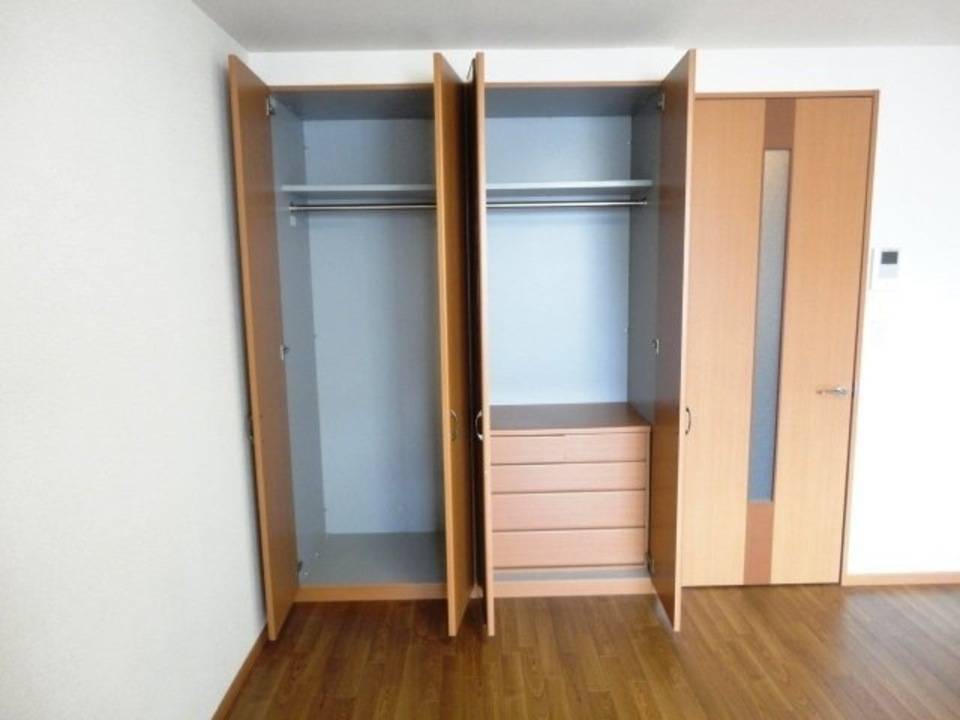 収納　クローゼット