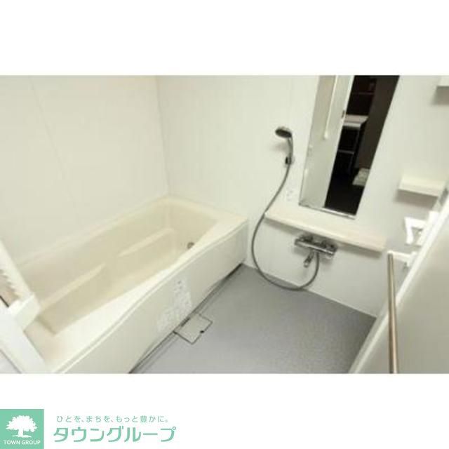 バス・シャワールーム　※写真は同タイプ住戸です。