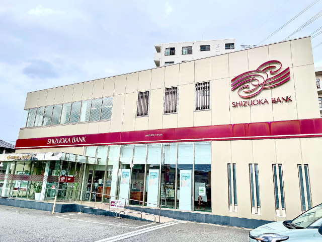 銀行　静岡銀行長泉支店（銀行）まで1179m