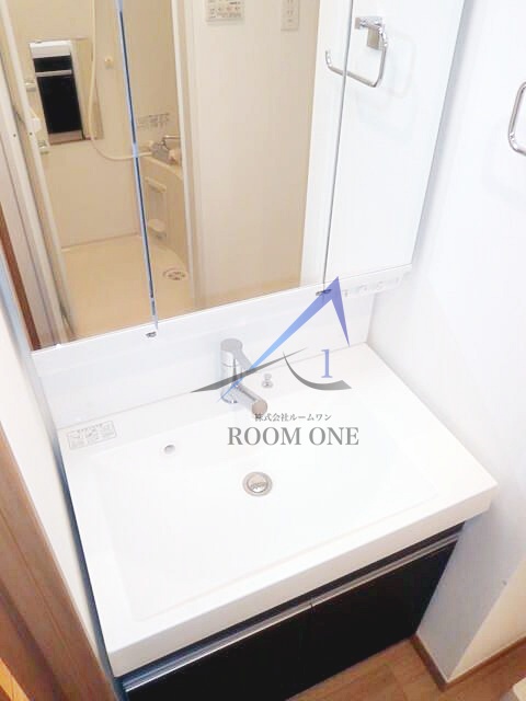 洗面設備　洗面台です。