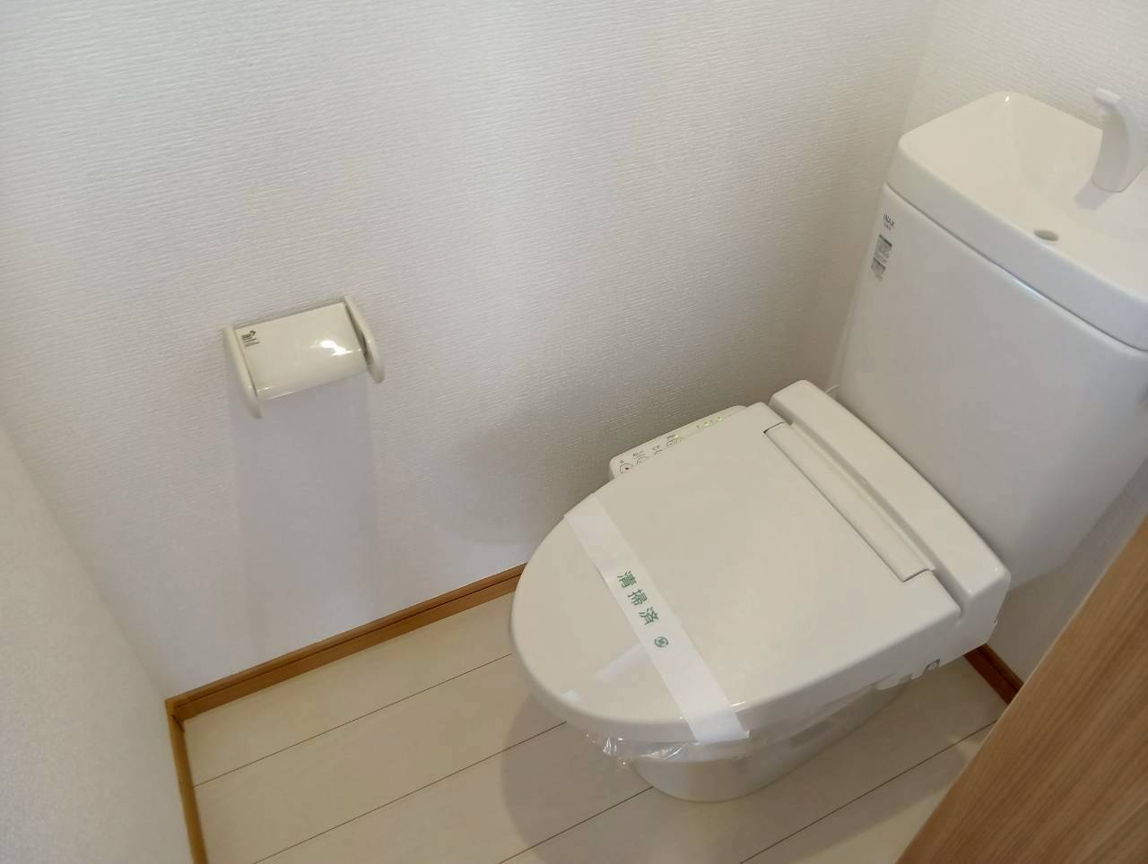 NR20 D号棟のトイレ写真