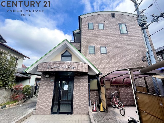 建物外観　安心のオートロック付きです♪