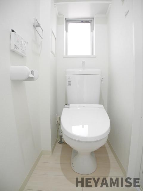 トイレ　※同間取りの別の階のお部屋の写真です※