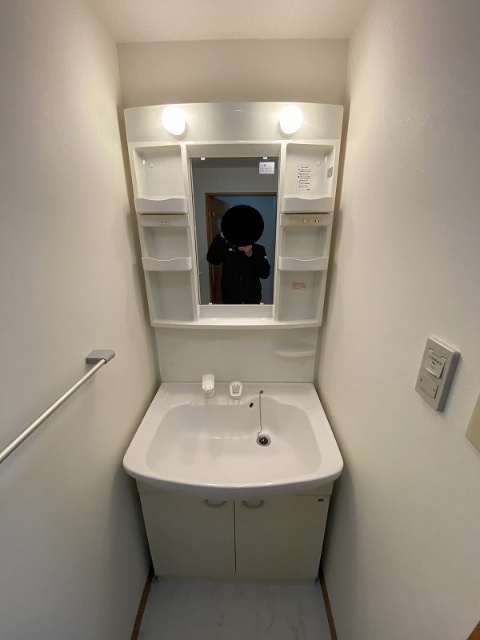 洗面設備　※現況を優先します。