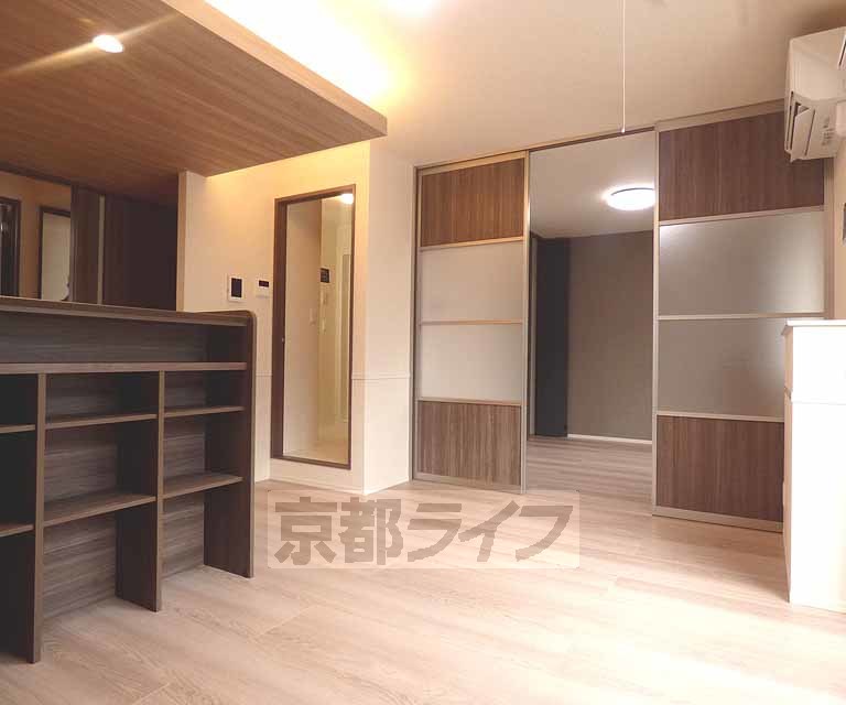 居室・リビング　広々としたリビングです。