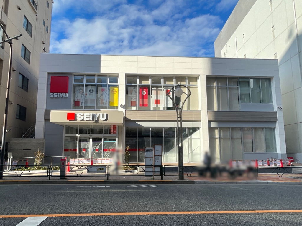 スーパー　西友 高田馬場店（スーパー）まで611m