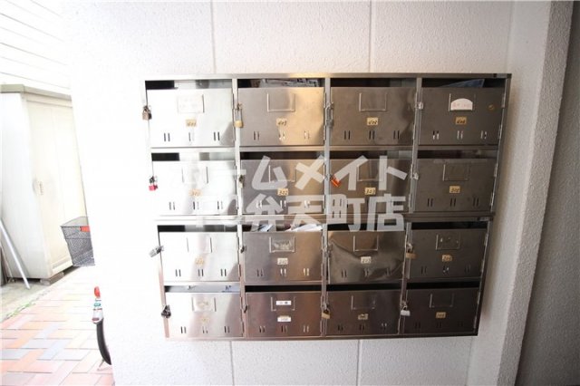 その他共有部分　集合ポストです