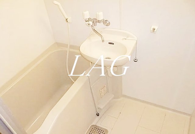 バス・シャワールーム　お風呂です。