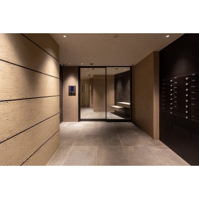 エントランス　エントランス