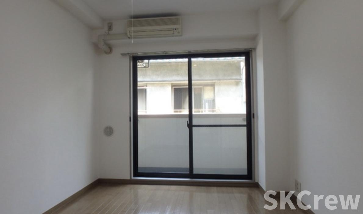 居室・リビング　別号室の写真です