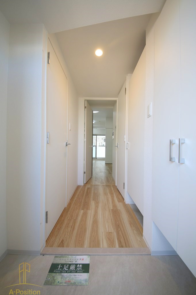 玄関　アドバンス難波ラシュレ