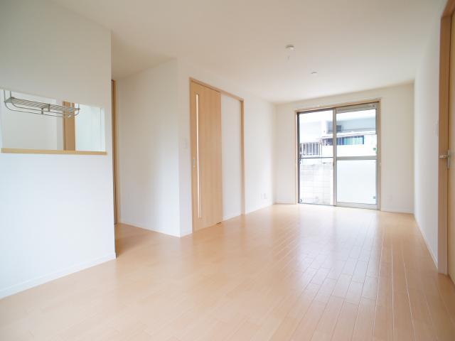 居室・リビング　ＬＤＫ１５．４帖☆広いリビングはゆったりくつろげる憩いの空間