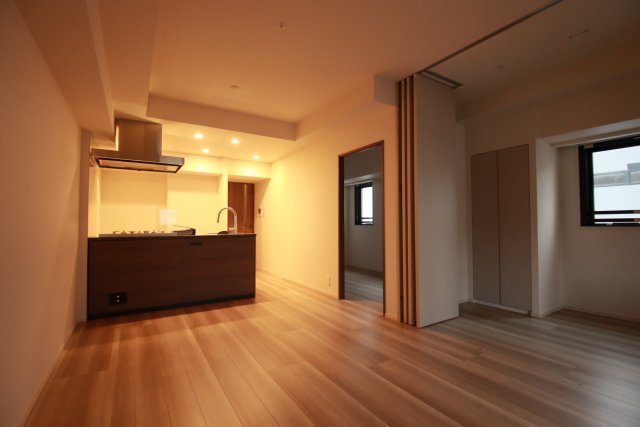 居室・リビング　※別号室の参考写真です※