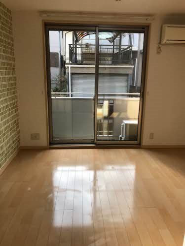 居室・リビング　※同タイプ別部屋の写真となります。