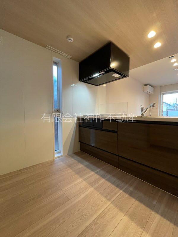 キッチン　IHクッキングヒーター