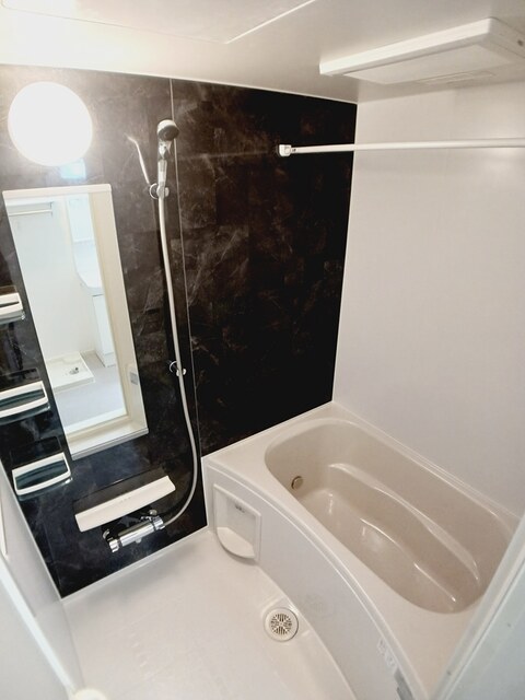 バス・シャワールーム　バス