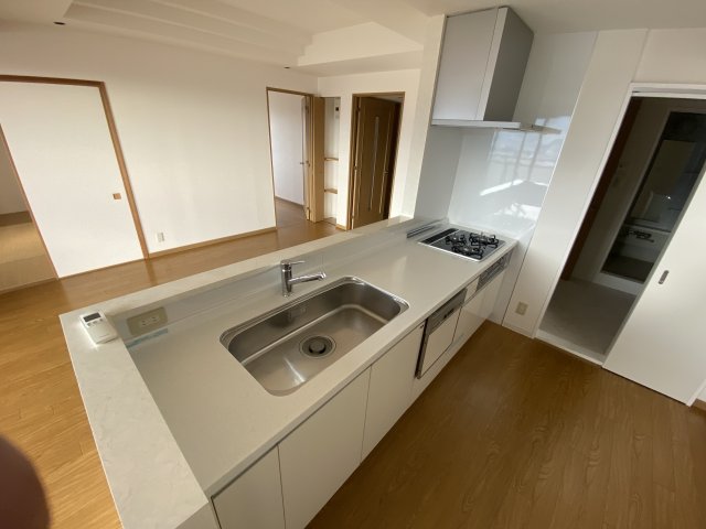 キッチン　人気の対面式キッチン♪