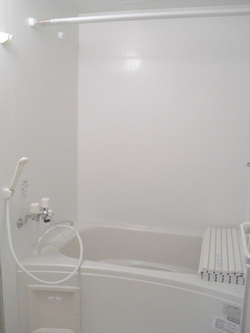 バス・シャワールーム　追焚・乾燥・暖房機能完備のバスルーム