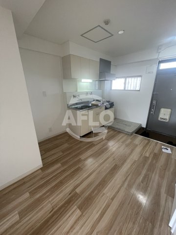 居室・リビング　ヴィラ真田山　リビング