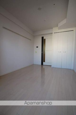 プレサンス心斎橋ザ・スタイルの居間写真
