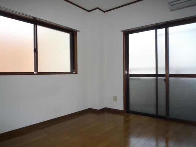 居室・リビング　洋室（別号室参照）