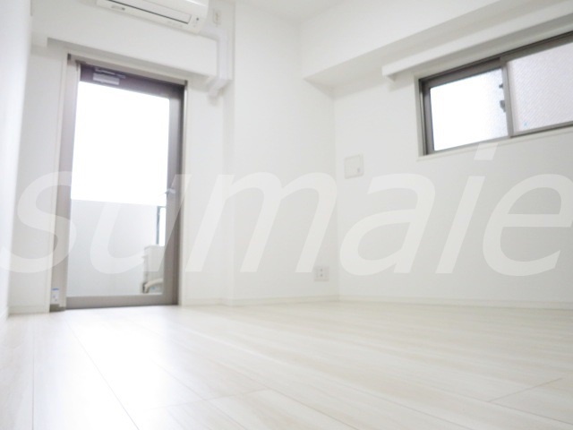 居室・リビング　日当たり良好です☆