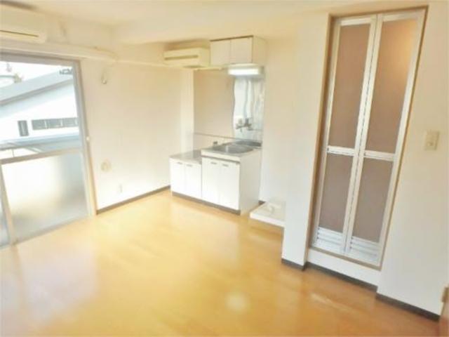 居室・リビング　日当たり良好