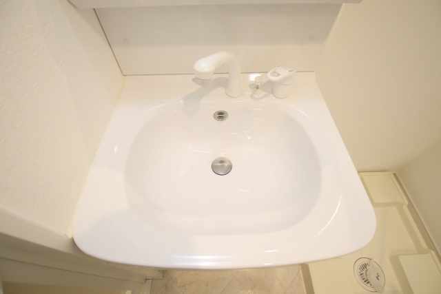 洗面設備　※別室の参考写真の為、現況優先です。