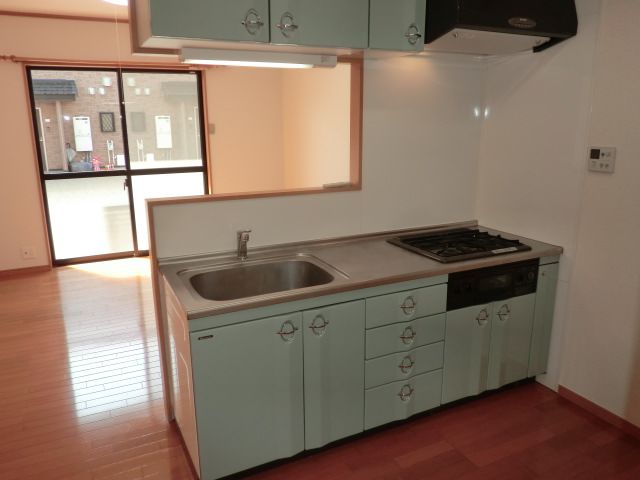 キッチン　お料理のはかどるシステムキッチンです。