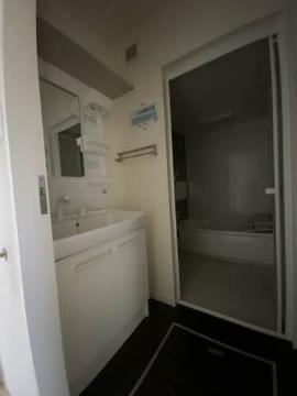 洗面設備　洗髪洗面化粧台