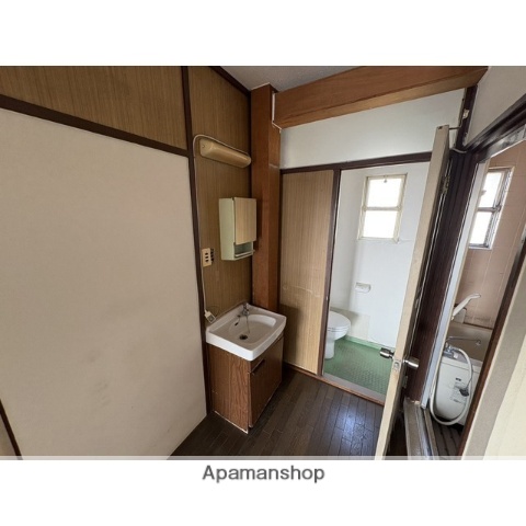 コンビニ　ファミリーマート（コンビニ）まで1120m