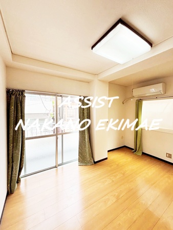 居室・リビング　別号室：参考写真