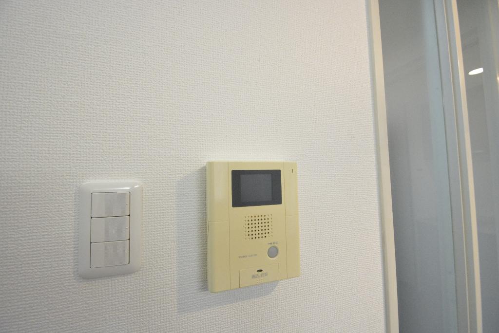 セキュリティ　カメラ付インターホン