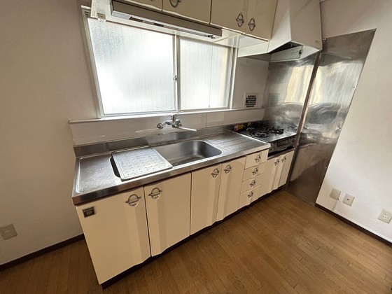 キッチン　※別部屋の写真です